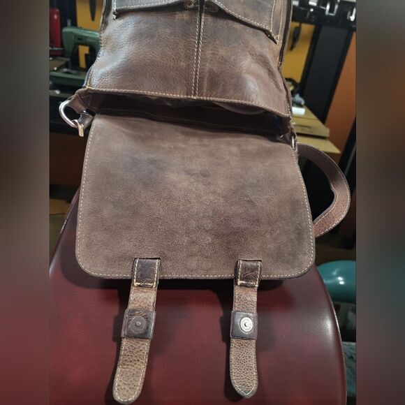 Patricia Nash Brown Leather Messenger Bag In Preloved CONDITION - Picture 9 of 14